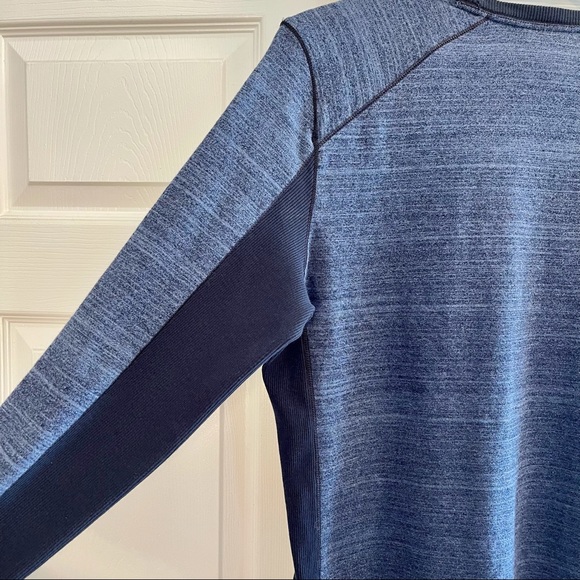 Calvin Klein Blue Knit Slim Fit Sweatshirt size L - Picture 7 of 9